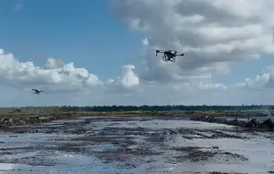 Menguji Kecanggihan Drone Sawah, Pangkas Bertani Seharian Jadi 8 Menit