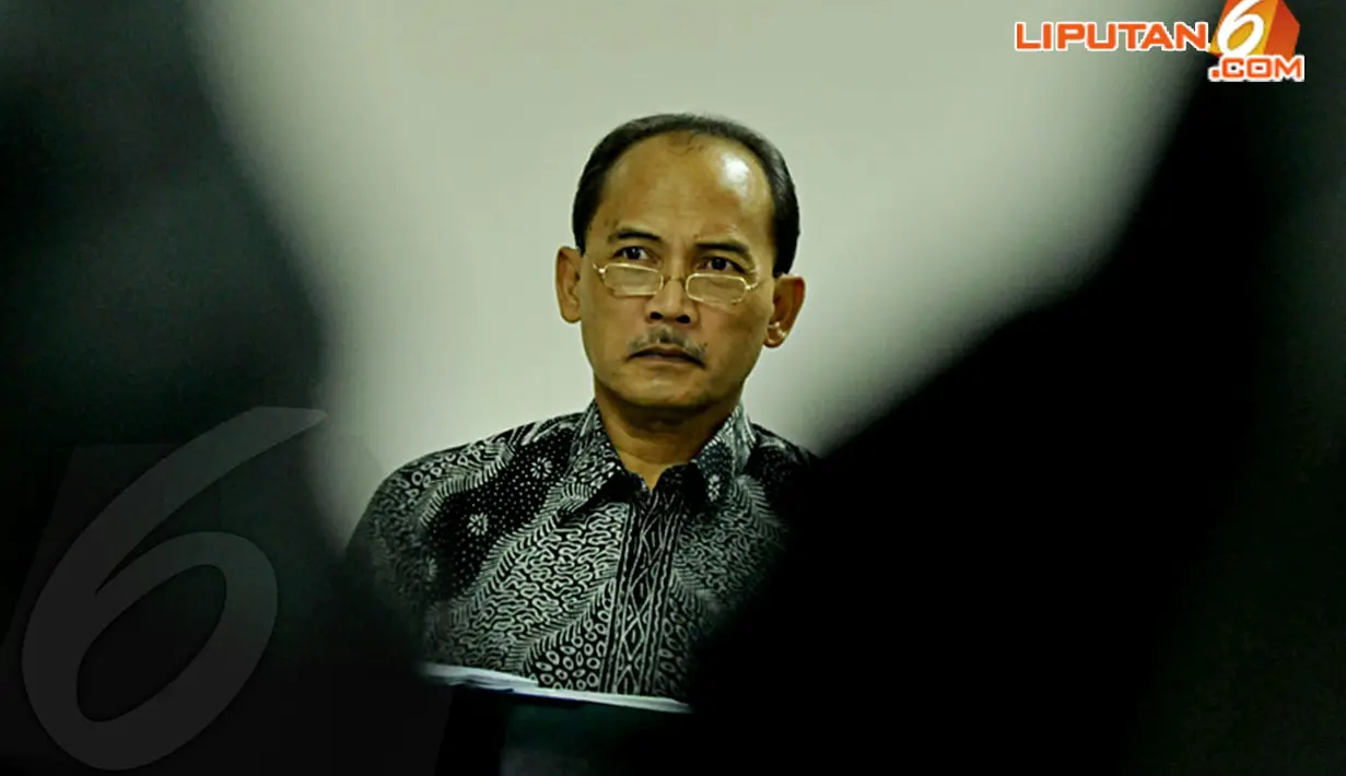 Senin (14/4/2014), Pengadilan Tipikor Jakarta kembali menggelar sidang lanjutan kasus Tindak Pidana Korupsi (TPK) dalam pemberiaan FPJP dan penetapan Bank Century sebagai bank gagal berdampak sistemik dengan terdakwa Budi Mulya. (Liputan6.com/Johan Tallo)