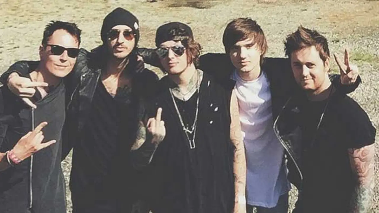 Asking Alexandria Pukau Fans dengan Vokalis Baru