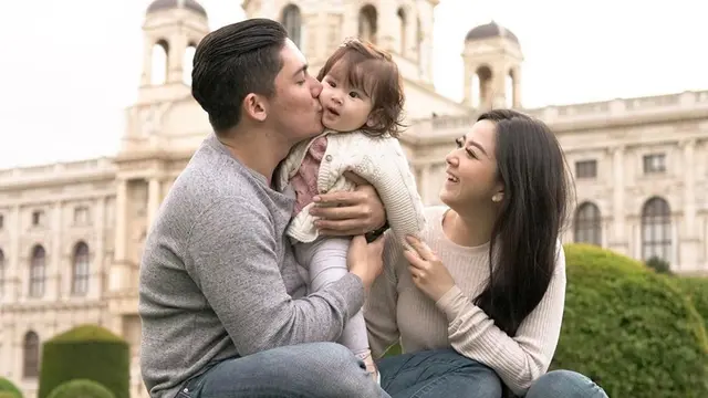 Franda dan Samuel Zylgwyn liburan ke Eropa 4