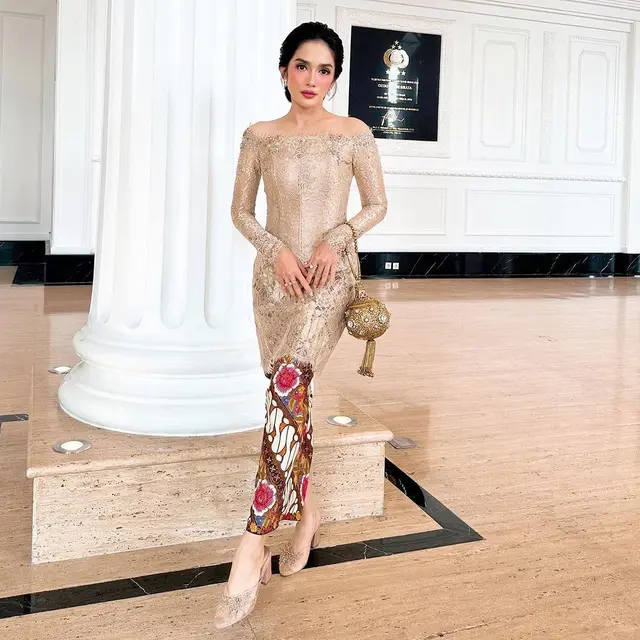 6 Inspirasi Kebaya Bridesmaid ala Artis, dari Maudy Ayunda hingga Bunga Citra Lestari