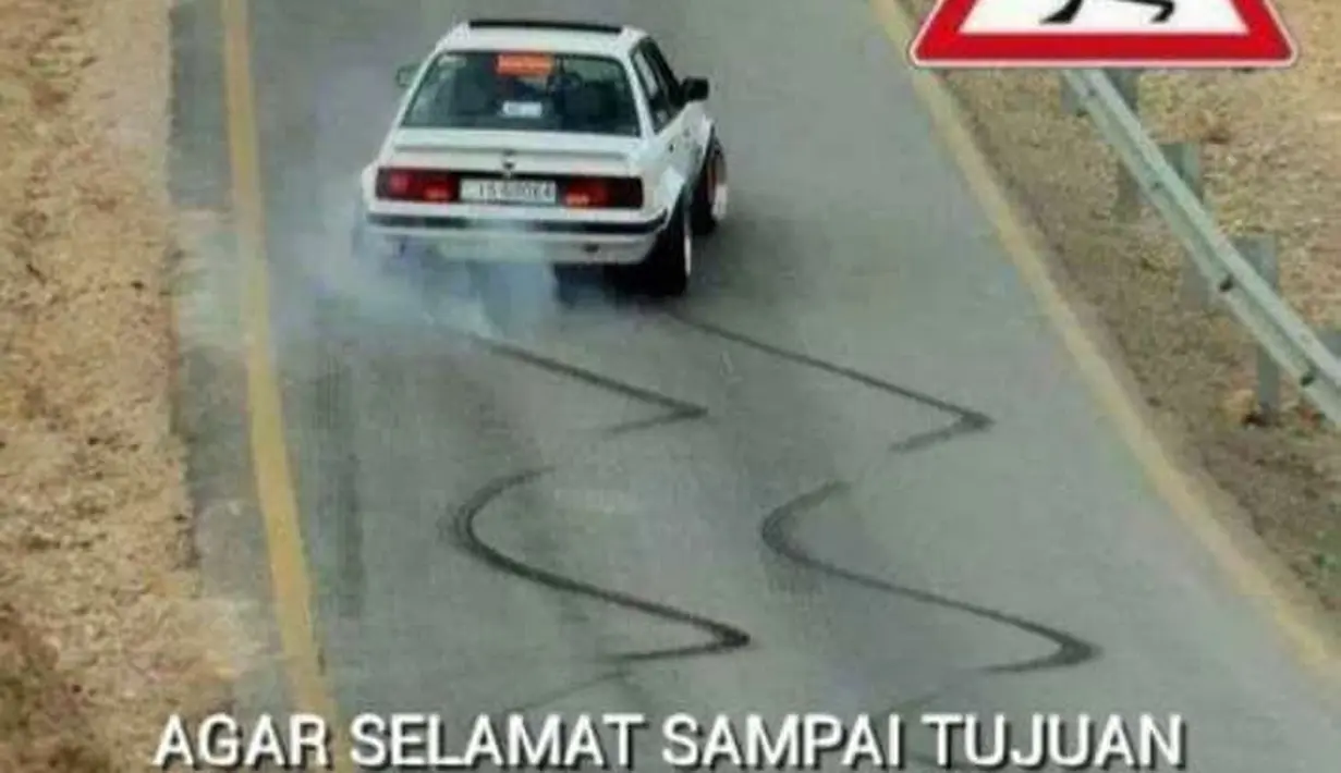 Bukan gitu konsepnya.. (Source: facebook.com/Meme Otomotif Indonesia)