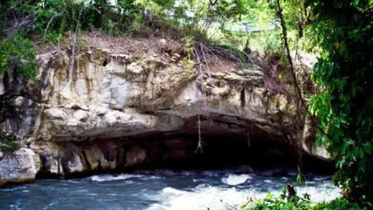 Sanghyang Tikoro, Gua Misterius Di Bandung