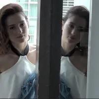 Julie Estelle menceritakan pertama kali dirinya jatuh cinta pada dunia akting