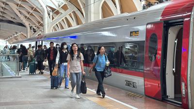 12 Tips Naik Transportasi Umum Sendiri untuk Pemula, Biar Tak Mudah Salah Arah