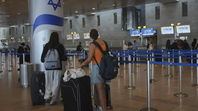 Pasca-Pengumuman Gencatan Senjata, Bandara Ben Gurion Kembali Dipadati Calon Penumpang