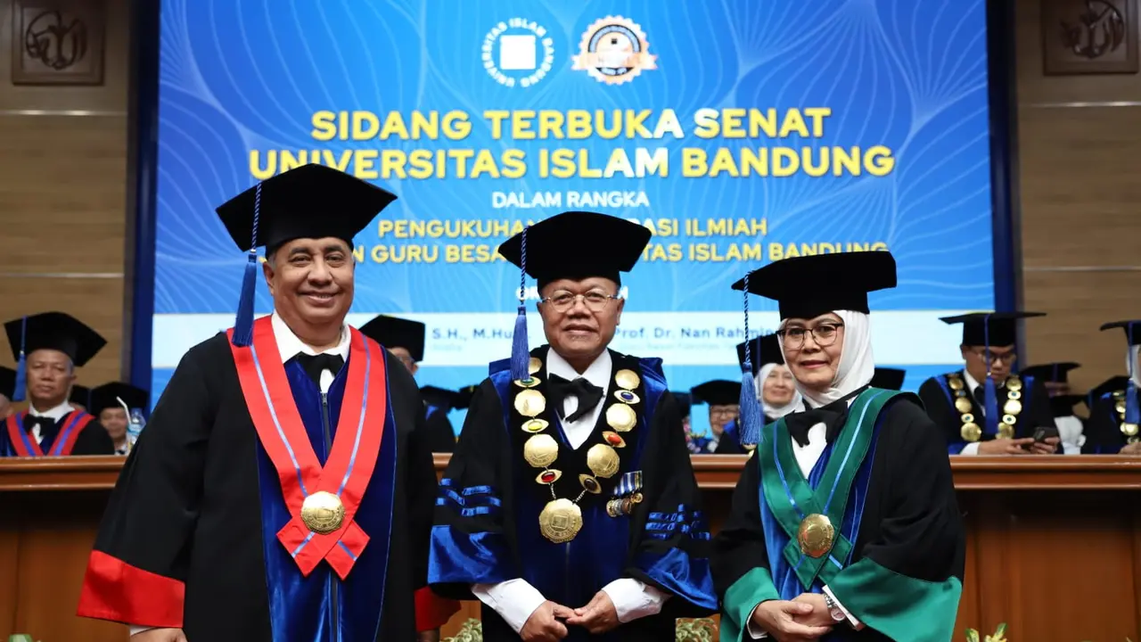 Universitas Islam Bandung Kukuhkan Guru Besar Baru