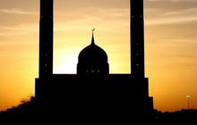 Doa Keluar Masjid dan Masuknya Sesuai Tuntunan, Lengkap dengan Adab saat Hendak ke Masjid