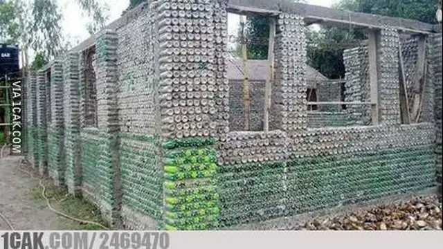 6 Alih Fungsi Botol Ini Absurd Banget, Enggak Habis Pikir