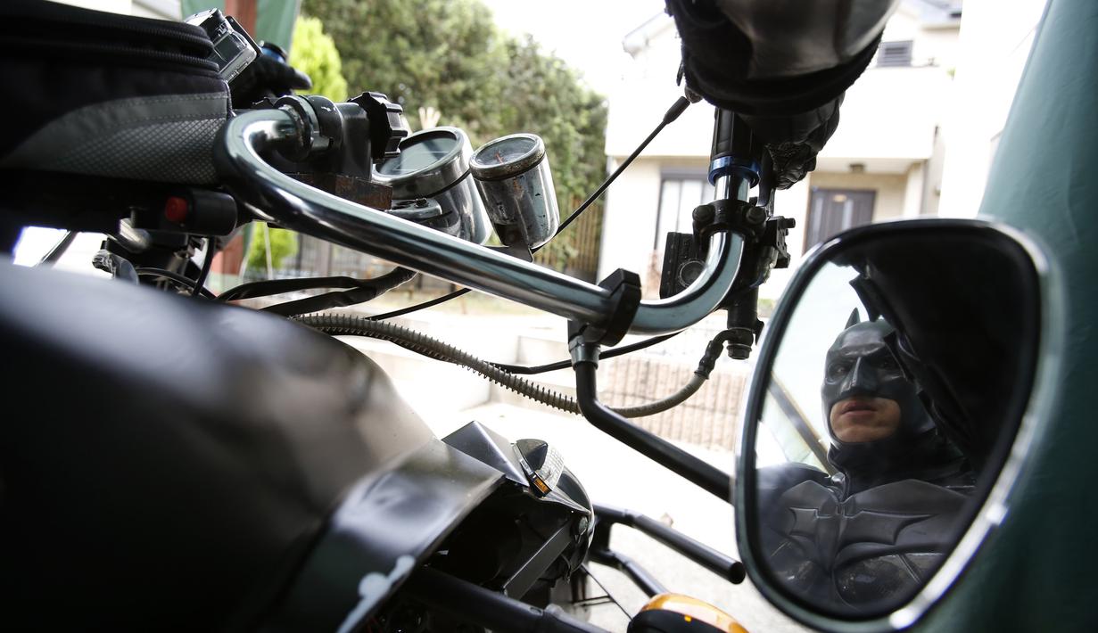 Nama Chibatman merupakan gabungan dari nama kota Chiba dan tokoh superhero Batman, Jepang, (31/8/14). (REUTERS/Yuya Shino)