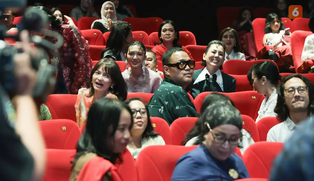 Aktris Sheila Dara Aisha menghadiri pemutaran film pendek Jalan Pulang bersama Program Director Bakti Budaya Djarum Foundation Renitasari Adrian di Jakarta, Rabu (22/7/2026). Film tersebut dihadirkan dalam rangka memperingati Hari Kebaya Nasional. (KLY/Budy Santoso)