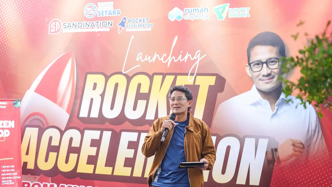Pendiri Yayasan Indonesia Setara (YIS), Sandiaga Salahuddin Uno, meresmikan kantor pusat baru Rumah Siap Kerja (RSK) di Jalan Lamandau Nomor 15, Kebayoran Baru, Jakarta Selatan