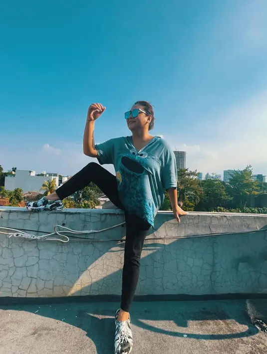 Audy Item (Instagram/audyitem)