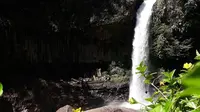 Panorama Indah Curug Lontar, Cukup Dipandang Jangan Berenang