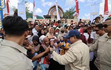 Momen Meriah Warga Lombok Sambut Prabowo di Bendungan Meninting
