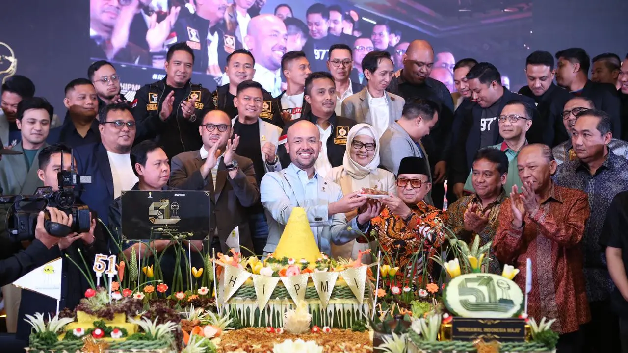 Ketua Umum BPP HIPMI Akbar Himawan Buchari saat merayakan ulang tahun ke-51 BPP Hipmi. (Istimewa)