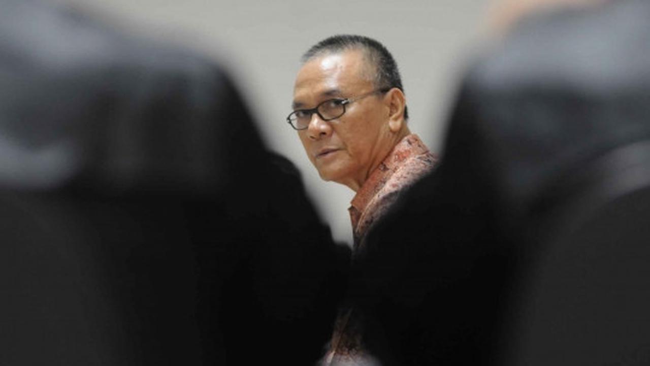 Anak buah Alex Noerdin jalani sidang perdana