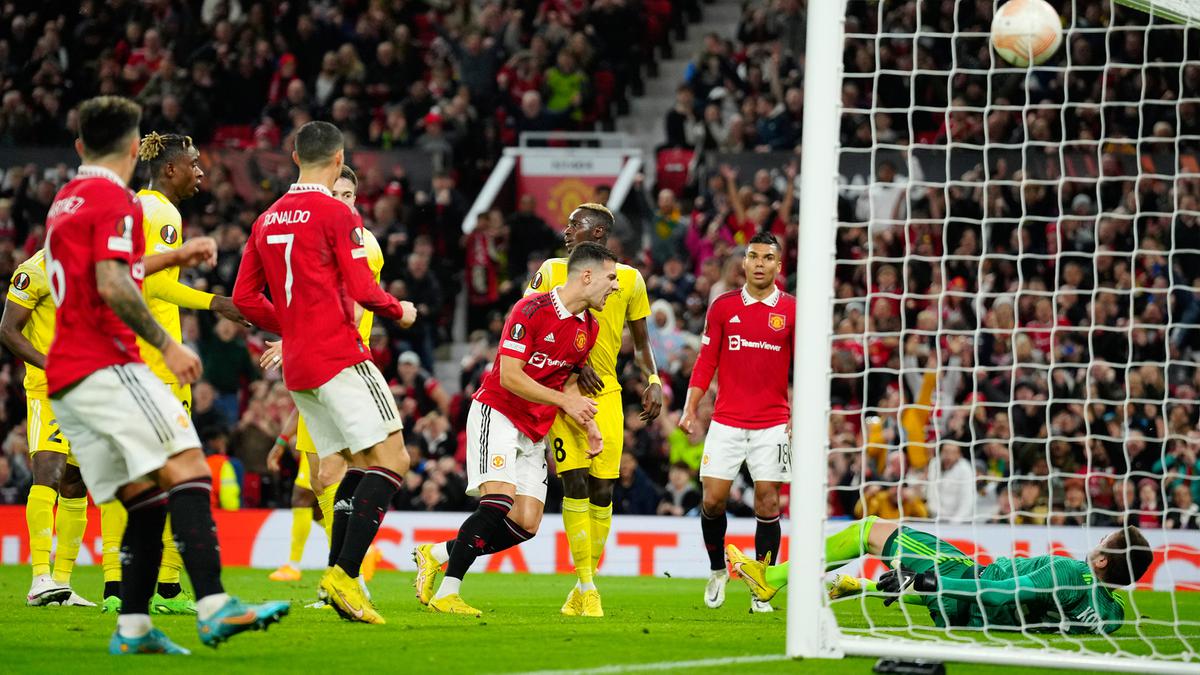 Ada Uno di Balik Selebrasi Diogo Dalot usai Cetak Gol buat MU, Apa