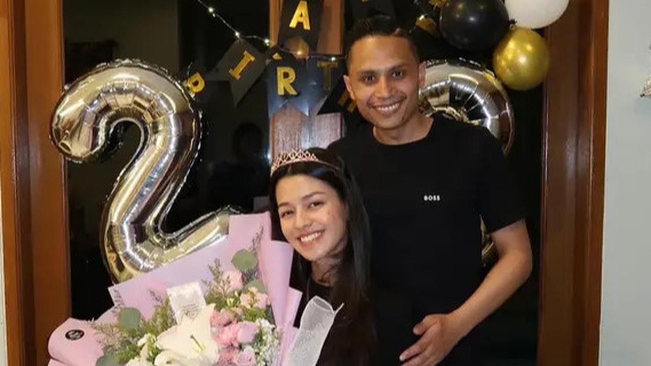 6 Potret Bahagia Susan Sameh Rayakan Ulang Tahun Perdana Bareng Sang Suami, Sederhana Tapi Bikin Iri