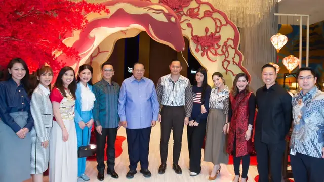 Potret Keluarga Susilo Bambang Yudhoyono Rayakan Imlek dengan Rekan Bawa Pesan Toleransi/Instagram Merry Riana