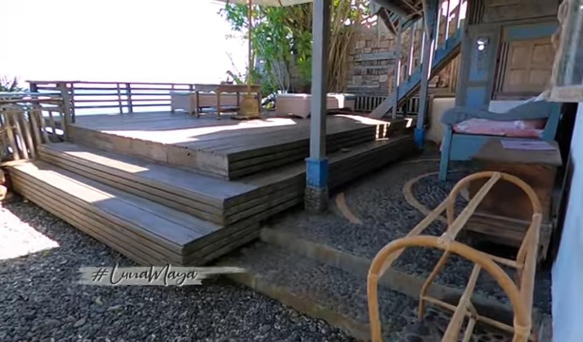 Dijuluki Juragan Tanah, 5 Potret Bungalow Desa Maya Ibu Luna Maya di Bali - Pemandangan Laut Super Cantik