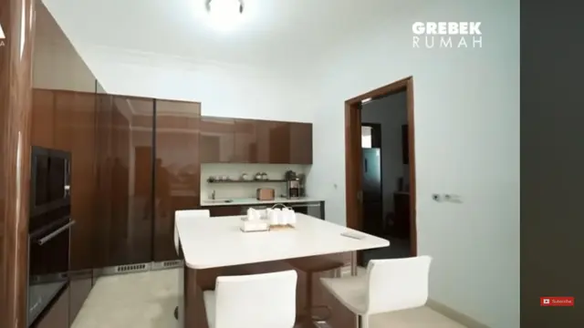 Oven & Microwave Terintegrasi