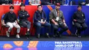 <p>Shin Tae-yong (kedua kiri) dan penerjemahnya Jeong Seok-seo (kiri) menonton laga Grup H Piala Dunia FIBA 2023 antara Kanada melawan Latvia bersama Ketua Umum PSSI Erick Thohir (tengah), Menpora Dito Ariotedjo, dan Direktur Teknk Indra Sjafri (kanan) di Indonesia Arena, Senayan, Jakarta, Selasa (29/08/2023). (Bola.com/Bagaskara Lazuardi)</p>