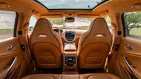 Bocoran interior Aston Martin DBX. (Motor1)