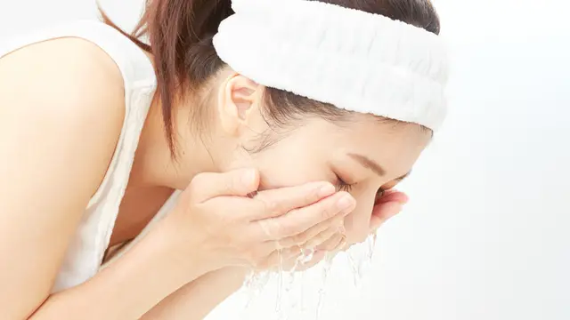 Biarpun Lagi #DiRumahAja, Jangan Lupa Kebersihan Wajah Tetap Dijaga