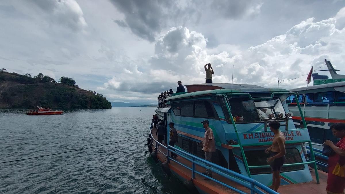 Detik-detik Mahasiswa Unika Medan Tenggelam dan Hilang di Air Terjun Situmurun Danau Toba