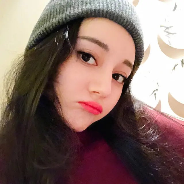 6 Potret Dilraba Dilmurat, Artis Asal China yang Curi Perhatian