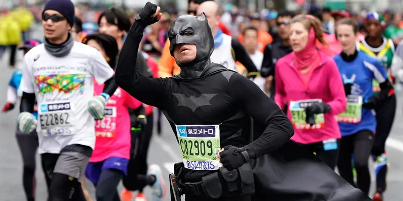 Kostum Unik Pelari Tokyo Marathon