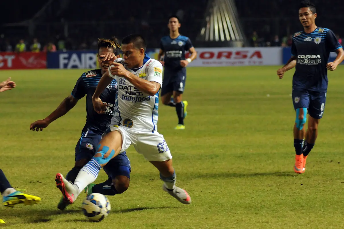 Persib V Arema