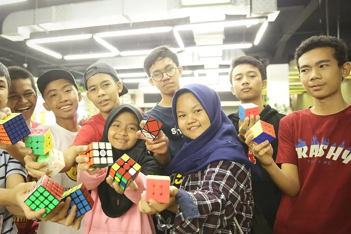 [FIMELA] Depok Rubik's Cube Community, Belajar Pecahkan Masalah dan Kesabaran Lewat Permainan