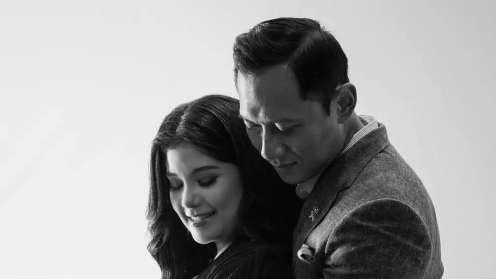 Annisa Pohan saat Maternity Shoot Anak ke-2 bersama AHY. [@annisayudhoyono]