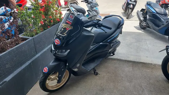 Melihat Ubahan Yamaha NMax yang Jadi Motor Operasional di Paddock Pata Yamaha WSBK 2022 (Arief A/Liputan6.com)