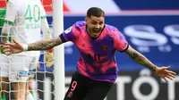 Mauro Icardi menjadi penyerang PSG yang direkrut pada transfer musim 2019/2020 silam dari Inter Milan. Pada musim pertamanya, ia mampu menciptakan 20 gol dan 3 assit dari 34 pertandingannya di semua laga bersama PSG. (Foto: AFP/Franck Fife)