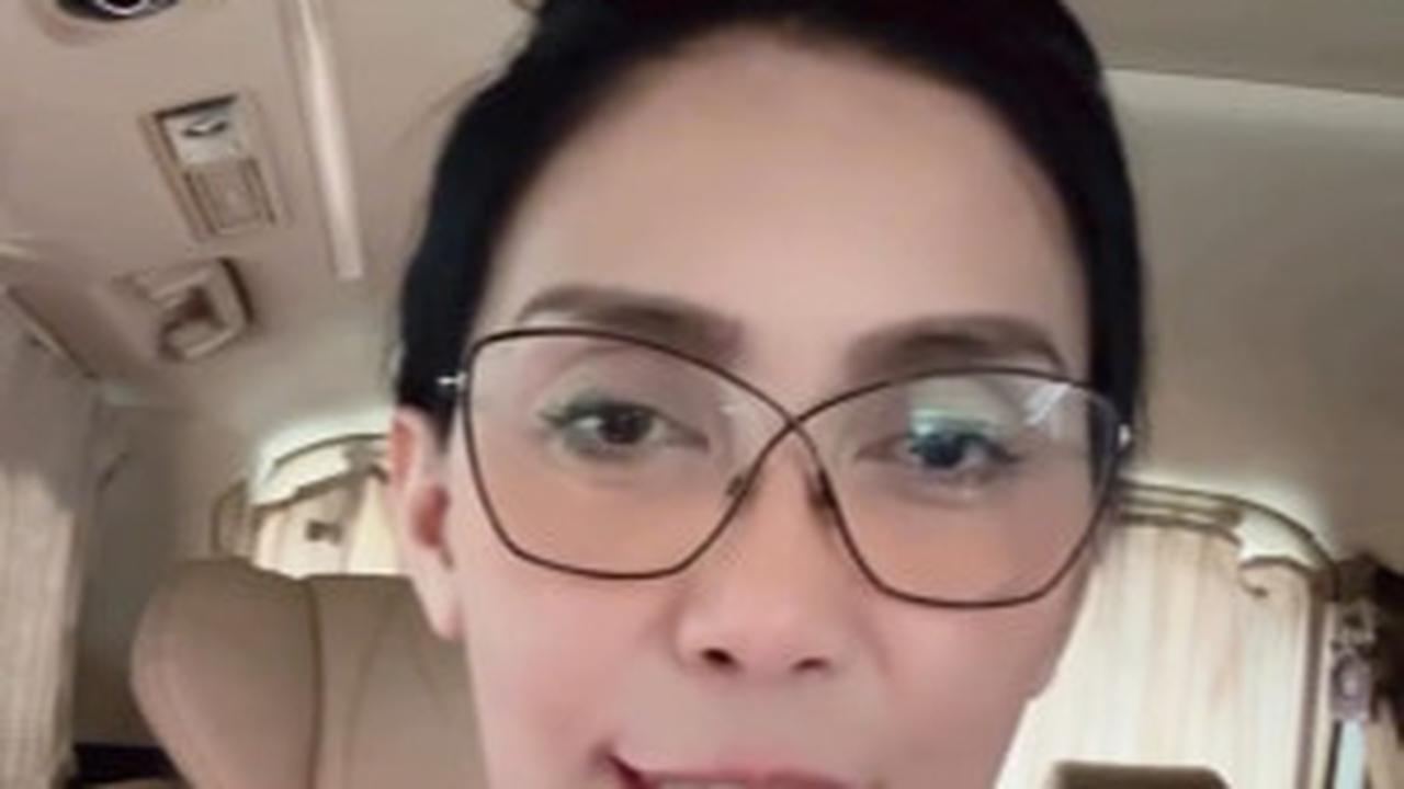 Rieke 'Oneng' Minta Hakim PN Andolo Tuntut Bebas Guru Honorer Supriyani