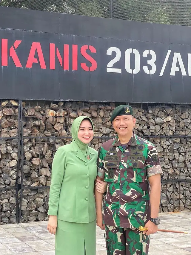6 Potret Terbaru Winda Khair Jadi Ibu Persit, Temani Kegiatan Suami