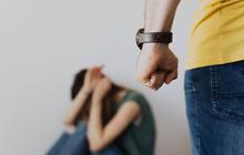 Suami Aniaya Istri Gara-Gara Chat WA Wanita Minta Nasi Bungkus
