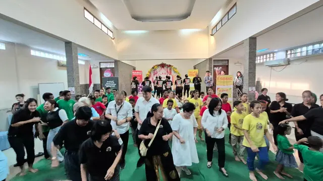 Sido Muncul Donasi Rp 200 Juta ke Yayasan Sinar Pelangi