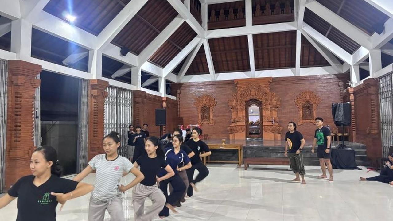 Komunitas Seni Matangkan Persiapan Jelang Pesta Kesenian Bali 2026, Siap Tampil Memukau