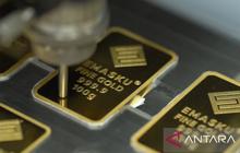 Fantastis! Harga Emas Pegadaian Sentuh Rp2,7 Juta per Gram, Antam Pimpin Kenaikan Empat Hari Beruntun