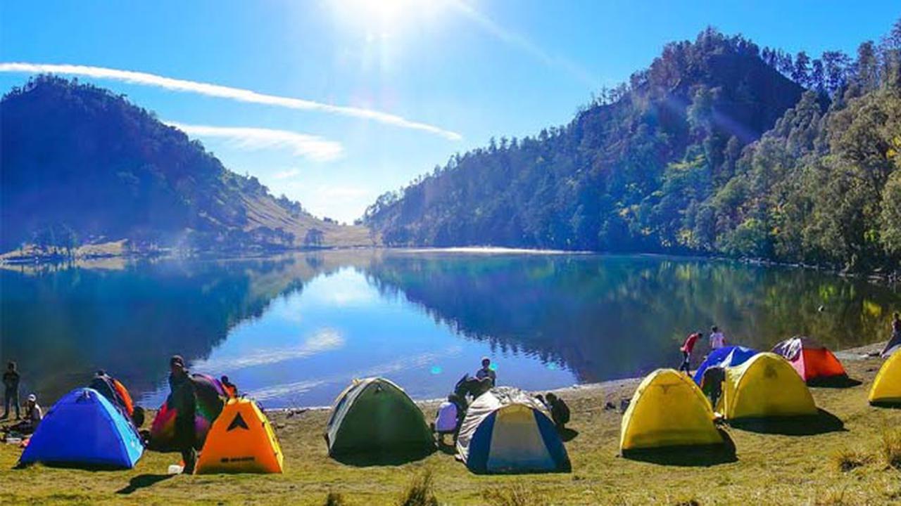 6 Mitos Menyeramkan Tentang Gunung Semeru