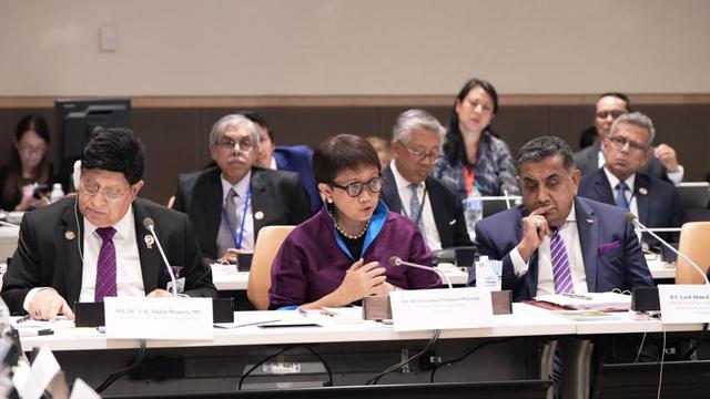 Menlu RI Retno Marsudi pada pertemuan Side Event mengenai Rohingya bertajuk "Have they Forgotten Us? Ensuring Continued Global Solidarity with the Rohingya of Myanmar" di sela-sela High Level Week Sidang Majelis Umum PBB ke-78 (21/9). (Dok: Kemlu RI)