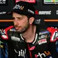 Andrea Dovizioso bukanlah nama baru di ajang MotoGP. Menjalani musim debutnya pada tahun 2008, ia telah melanglang buana ke berbagai tim MotoGP, seperti Honda, Yamaha, dan Ducati. Periode terbaiknya adalah pada 2017 hingga 2019. Saat ini, Dovi tergabung di tim WithU Yamaha RNF. (AFP/Ahmad Fadli)