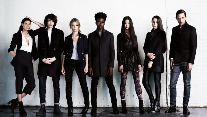 5 Keuntungan yang Hanya Dirasakan Saat Berpakaian Serba Hitam