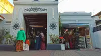 Suasana wisata Ampel Surabaya. (Dian Kurniawan/Liputan6.com).