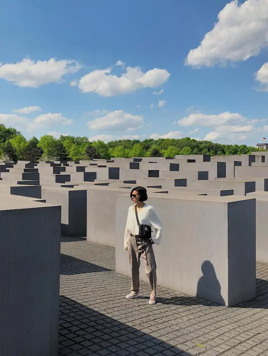 (Instagram/evacelia)