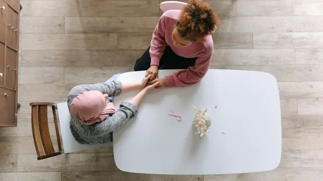 Menebarkan Emosi Positif